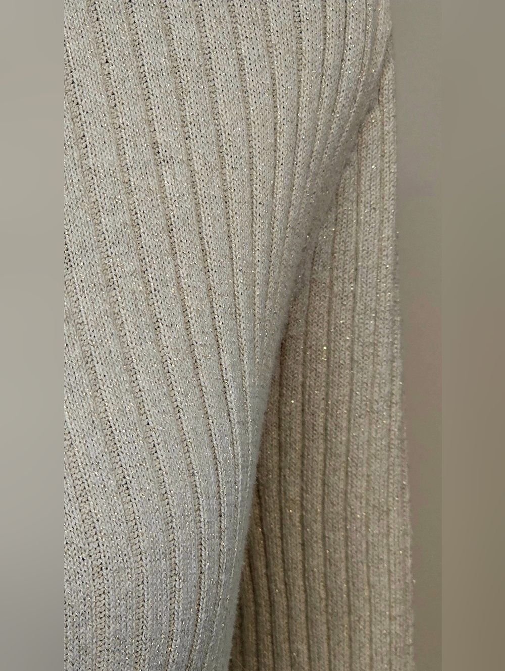 Chico’s Cream Ribbed Turtleneck Sweater Metallic Shimmer Knit Size 1 (M) - Picture 5 of 12